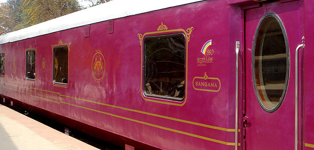 Golden Chariot exterior