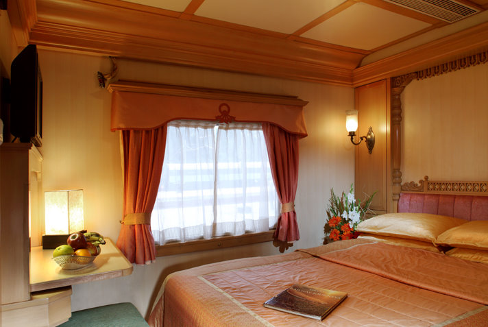 Golden Chariot Train Cabin